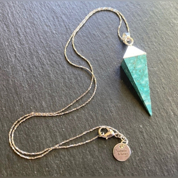 β¨πSilver Turquoise Howlite Pendulum Necklaceβ¨ - Picture 12 of 12